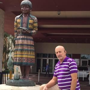 Meet your Posher, Nestor